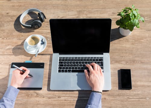 哪家群發(fā)短信服務(wù)平臺(tái)好？